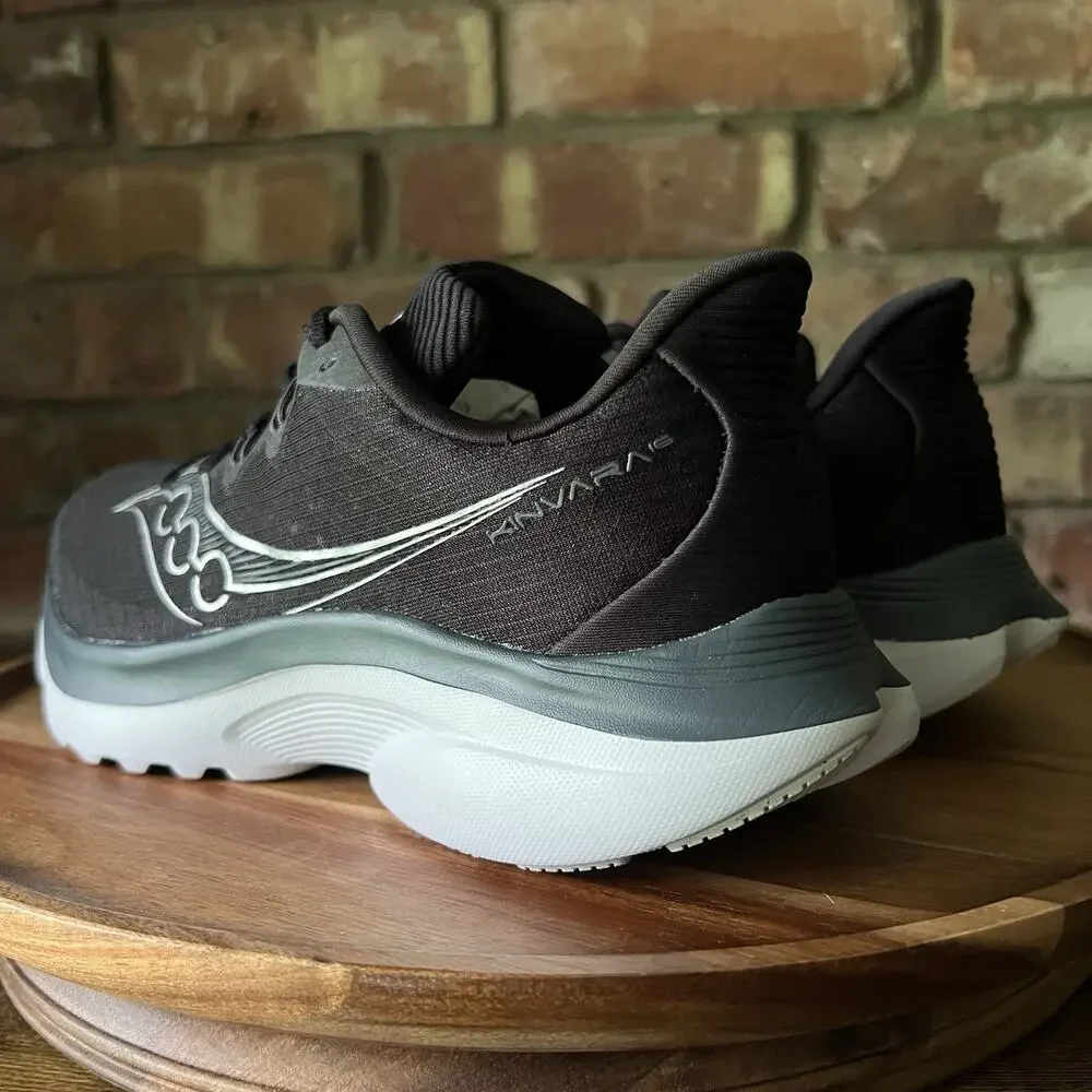 Saucony Kinvara 16 Women's 8 PWRRUN Neutral Cushion Running Shoes Sneakers